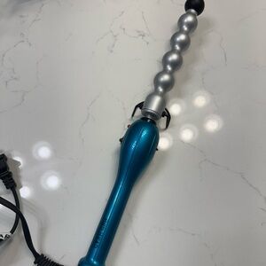 BedHead Blue and Silver Curling Wand